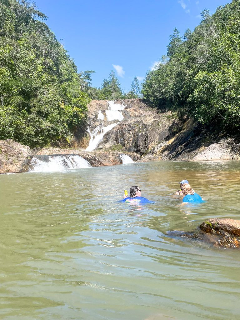 Belize shoulder season tips